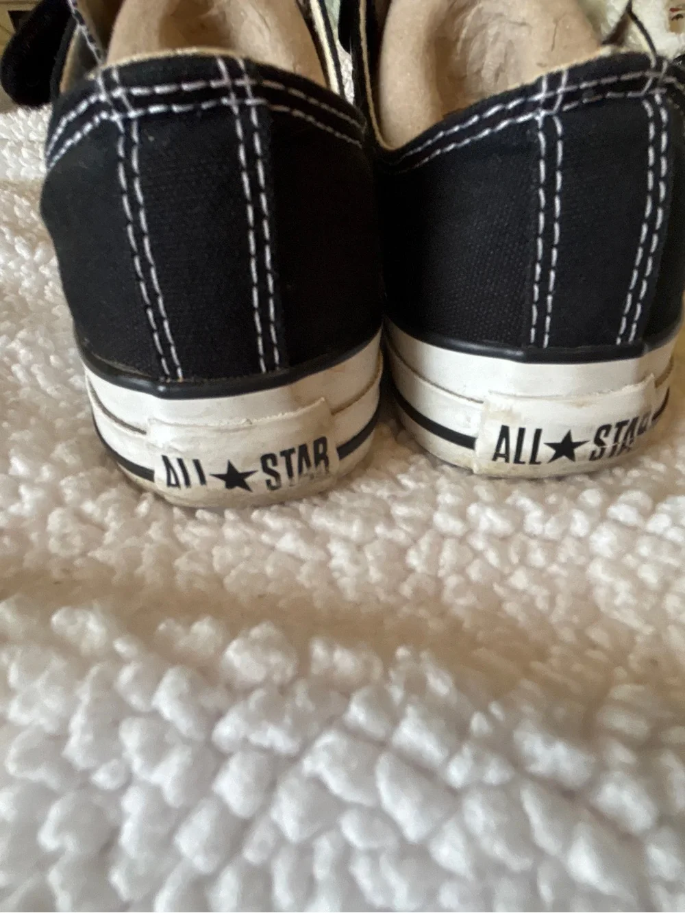 Converse Kids Black Low-Top Velcro Canvas Sneakers